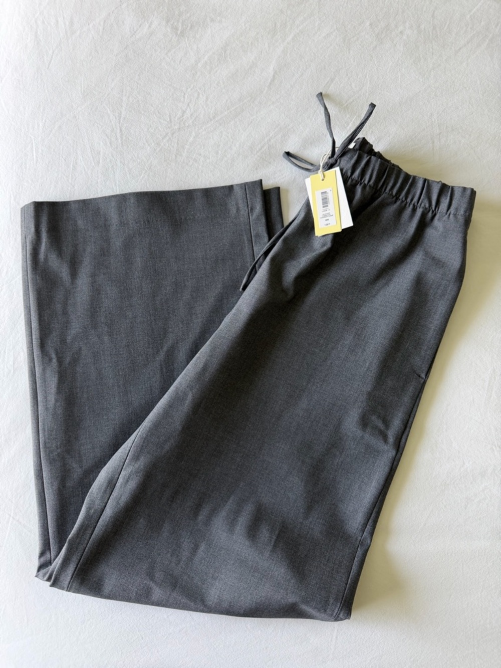 Aritzia Charcoal Drawstring Lodge Pants